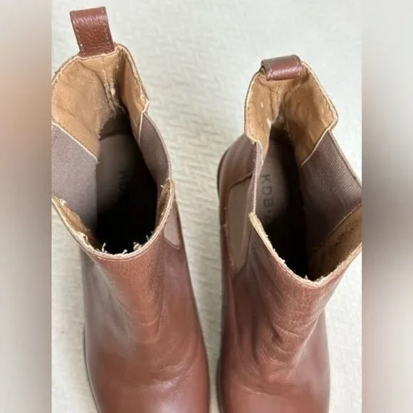 Brown Leather Heeled Boots - Picture 5 of 10